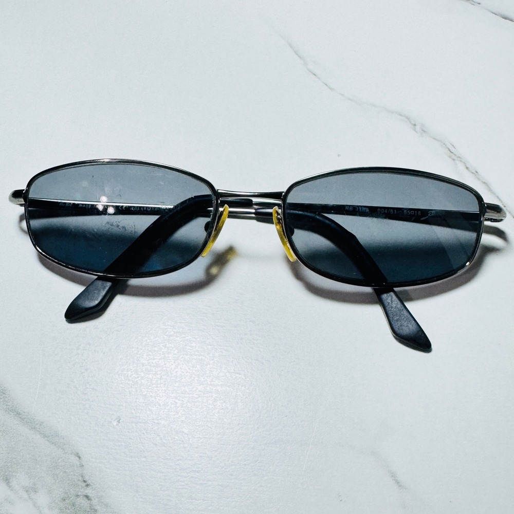 Ray-Ban RB 3198 004/81 Gunmetal Oval Polarized Sunglasses Frames Italy 55-18